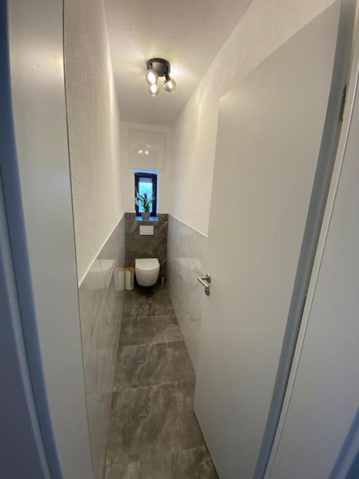 Nisay Home - 3 Room Apartment - A1 Лудвигсбург Екстериор снимка