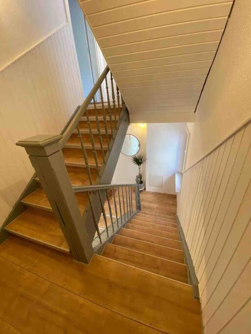 Nisay Home - 3 Room Apartment - A1 Лудвигсбург Екстериор снимка